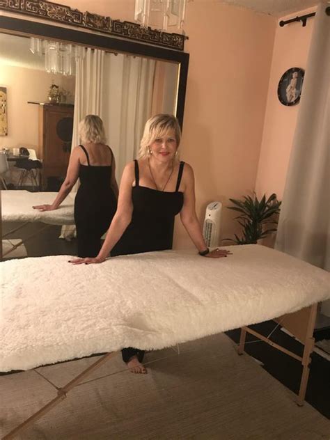 Intimate massage Prostitute Dinteloord